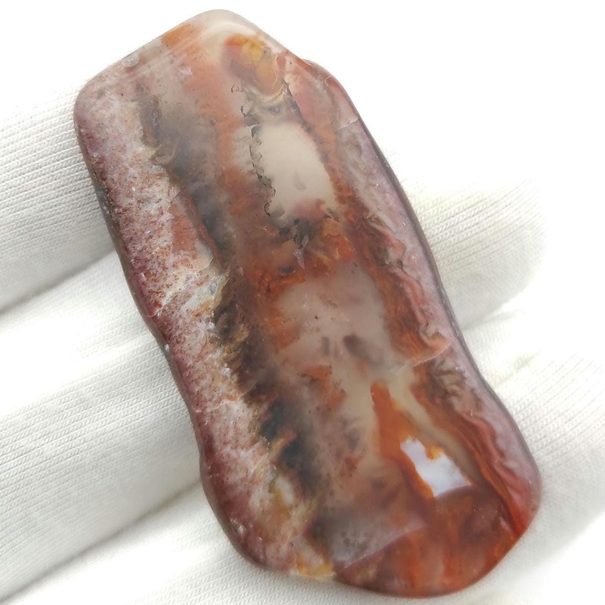 8g Small Nova Scotian Agate - Polished Agate Freeform from Parrsboro, Nova Scotia, Canada - Natural Agate Stone - Bay of Fundy Agate