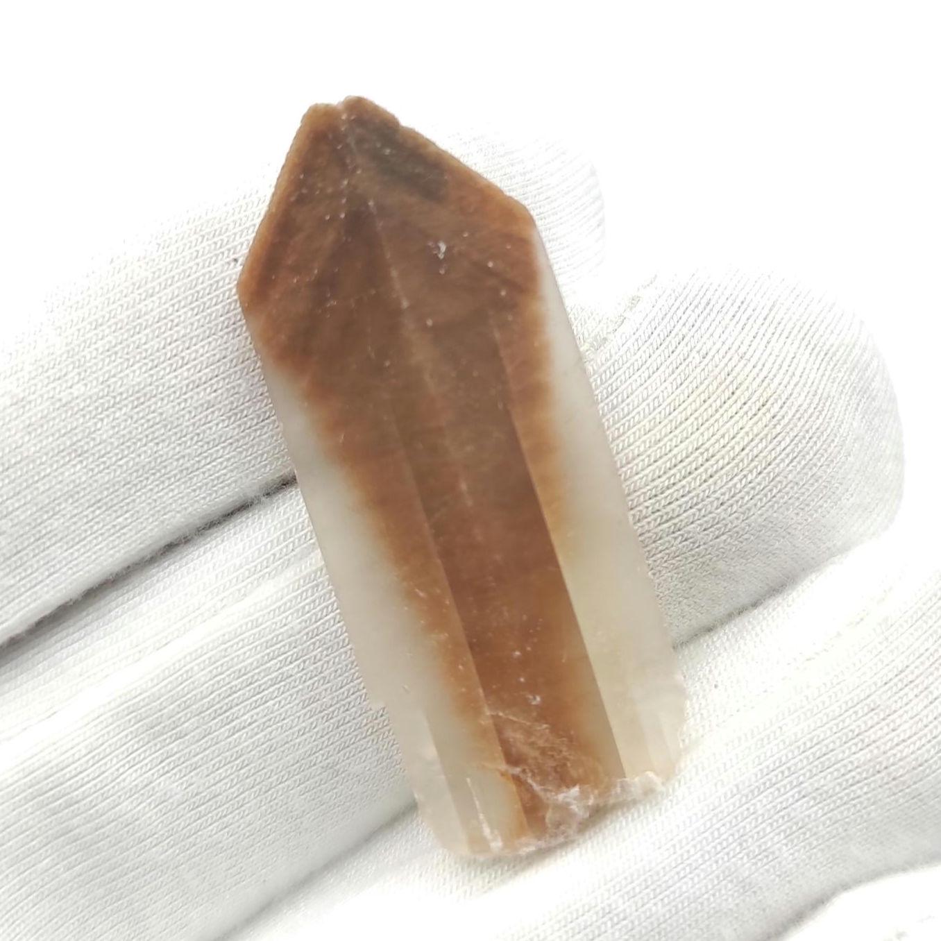 3.36g Oklahoma Hourglass Selenite Point - Natural Hourglass Selenite Crystal - Gypsum var Selenite - Naturally Shaped Selenite Point
