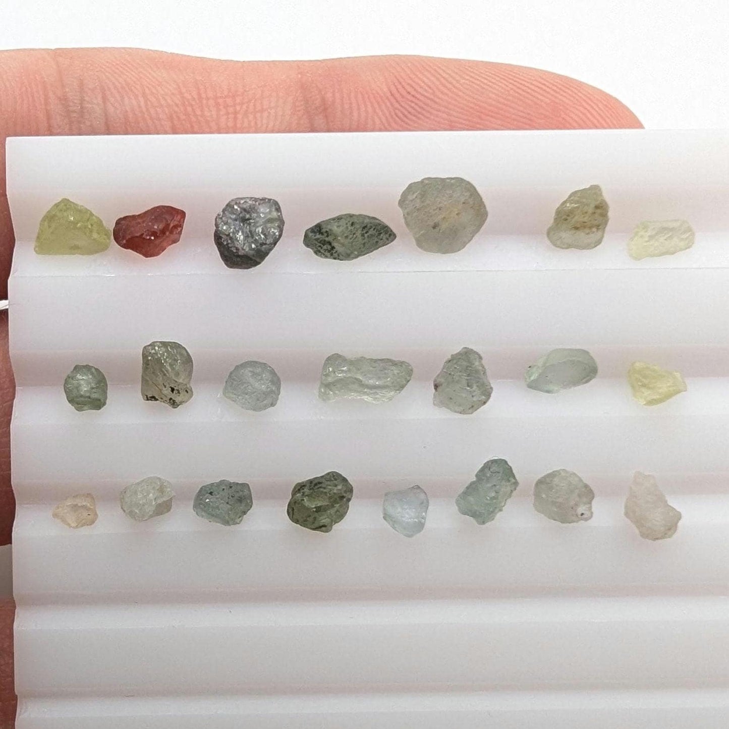 8.96 ct Montana Sapphire - Lot of Rough Blue Green Yellow Montana Sapphires - Missouri River - Unheated Sapphires - Loose Gems