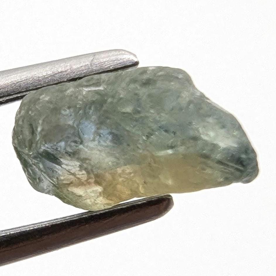 1.91ct Bicolor Sapphire Gem from Madagascar - Natural Blue Yellow Sapphire Gemstone - Loose Gemstone Specimens - Facet Rough Sapphire