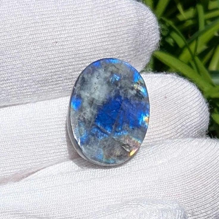 12.56 ct Canadian Labradorite from Tabor Island, Nain, Labrador, Canada