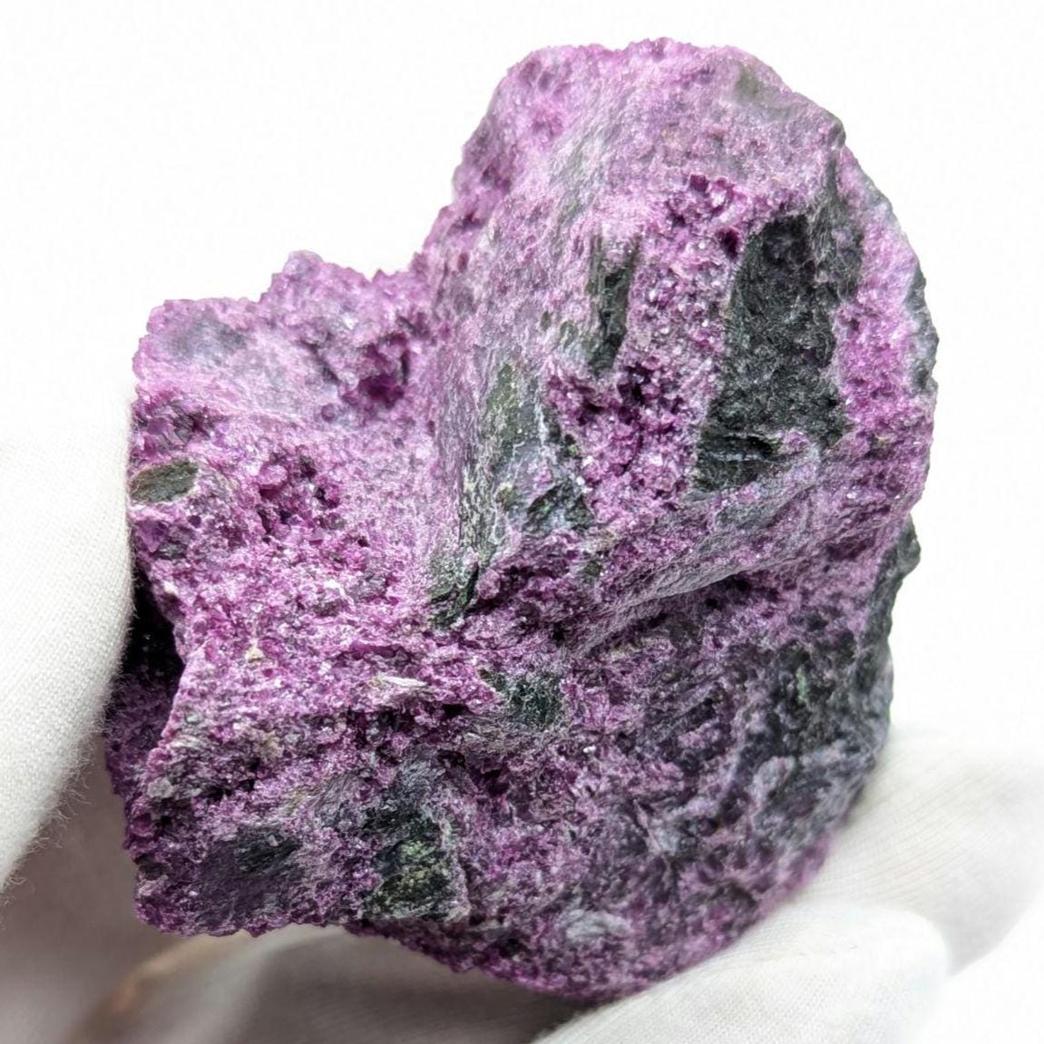 125g Kammererite - Kop Krom Mine, Erzurum, Turkey - Rare Purple Chrome Chlorite Mineral Specimen