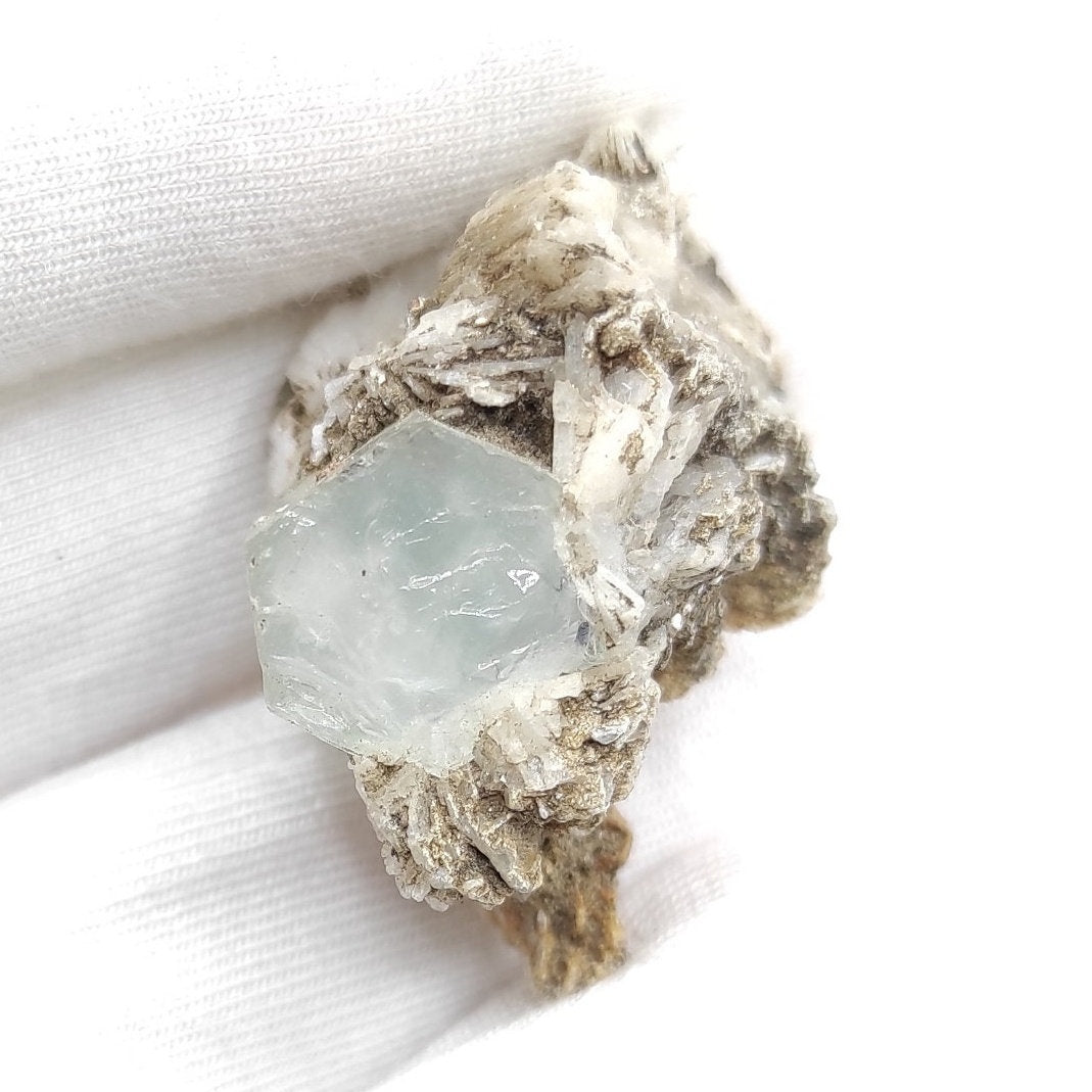 10g Aquamarine with Muscovite - Shigar, Pakistan - Raw Aquamarine Crystal - Light Blue Aquamarine - Mineral Specimen - Natural Crystals
