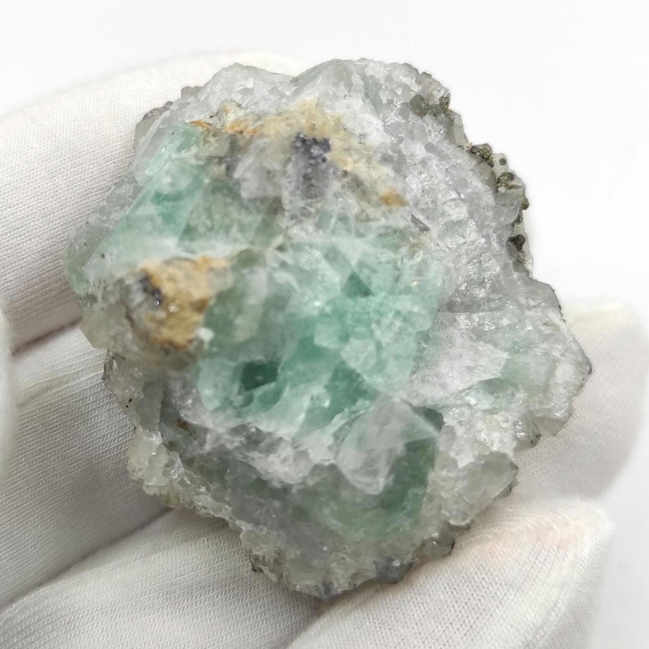 40g Green Fluorite and Quartz