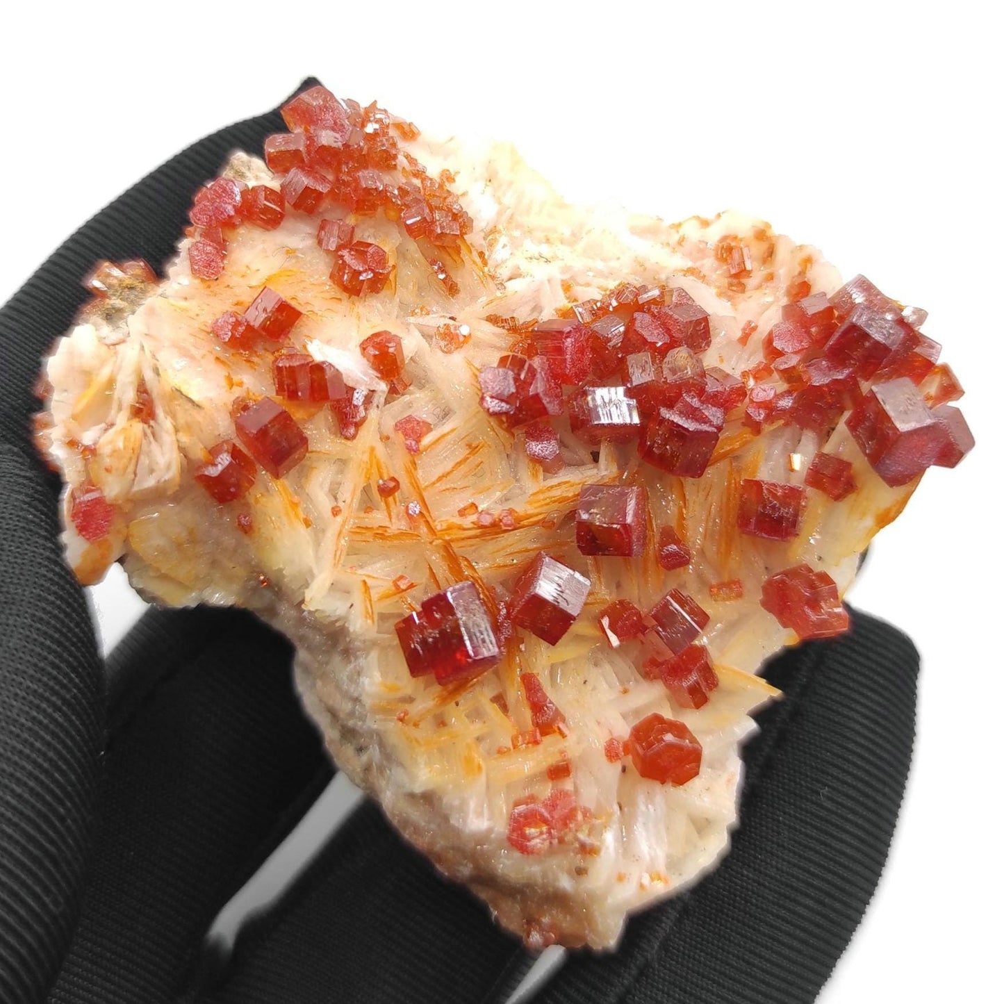 153g Vanadinite with White Barite