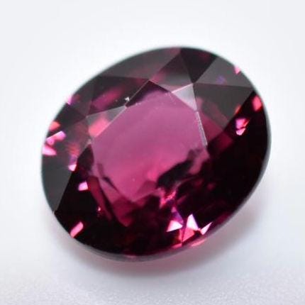 1.75ct VVS Rhodolite Garnet - Unheated Garnet - Oval Faceted - Cut Garnet Gemstone - Loose Gems - Natural Pink Purple Garnet - Faceted Gems