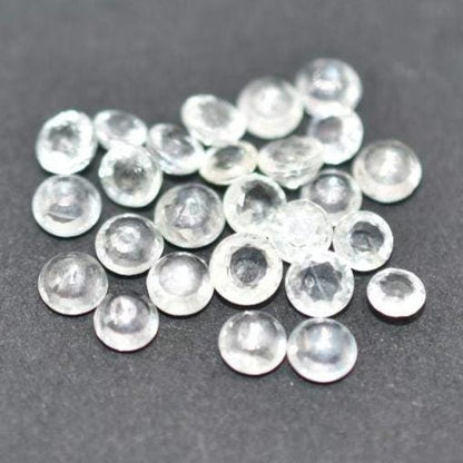 26pc (5.09ct) Lot of White / Light Blue Sapphires - Beryllium Heated Sapphires from Ceylon / Sri Lanka - Round Gemstones - SI1 Quality