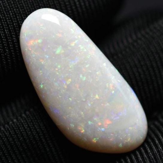 8.95ct Opal from Australia - Flashy Australian Opal - Old Collection - Polished Opal Cabochon - White Opal with Colour Flash - Loose Opal