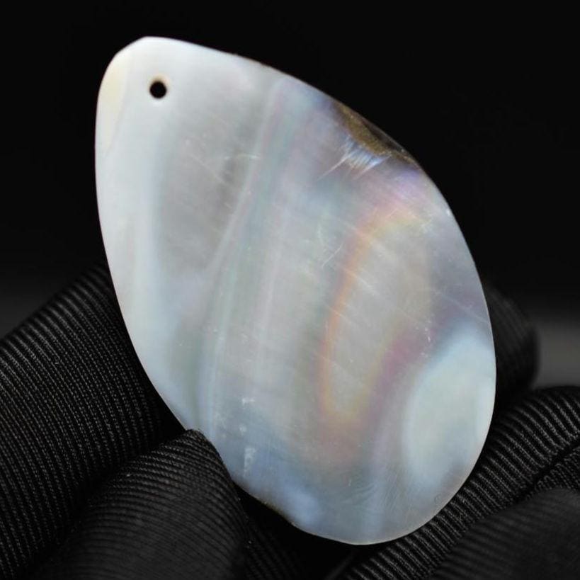 21ct Abalone Shell Bead - Natural Abalone Shell Pendant Bead - Polished Abalone Shell - Rainbow Abalone Shell