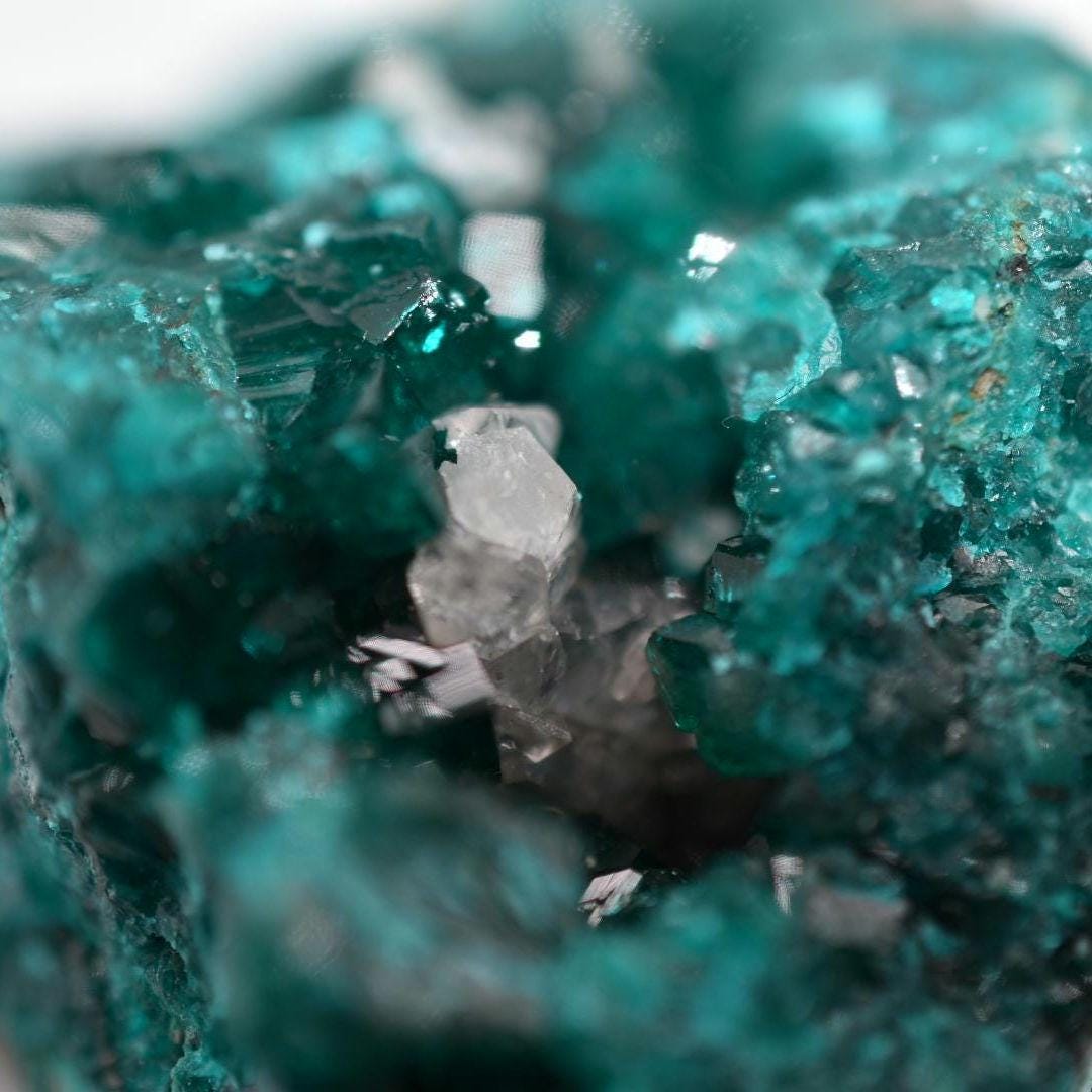 31g Dioptase Crystal Specimen - Dioptase from Sanda, Mindouli, Republic of Congo - Green Dioptase Crystal - Raw Dioptase Mineral Specimen