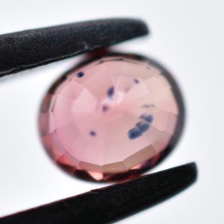 0.81ct Heated Pink Orange Sapphire - Oval Faceted Sapphire from Madagascar - Oval Cut Orange Sapphire - Beryllium Heat Treated - Loose Gem