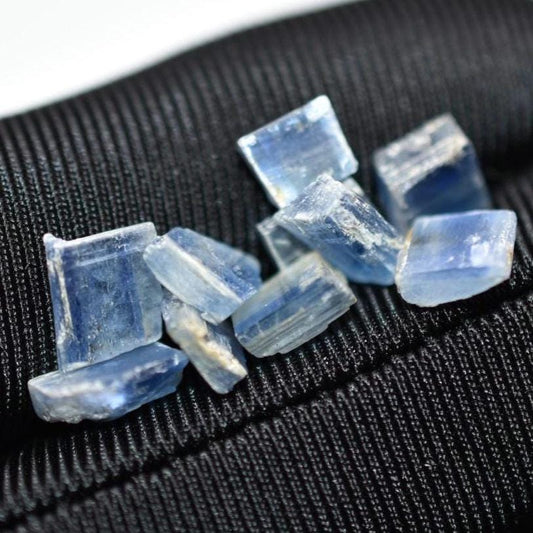 11ct Lot of 10pcs Rough Kyanite - Raw Kyanite Crystals - Natural Blue Kyanite Gemstones - Loose Gems - Natural Blue Kyanite