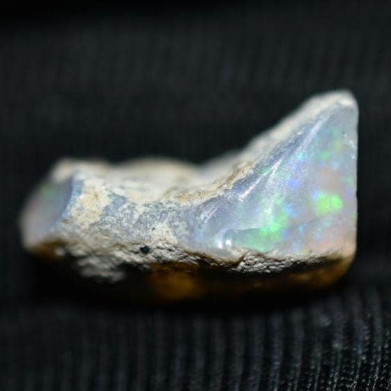 3.95ct Rough Opal Gemstone - Ethiopian Opal - Raw Uncut Opal - Natural Opal Gemstone - Loose Gems - Rough Gemstones - Flashy Opal Gem