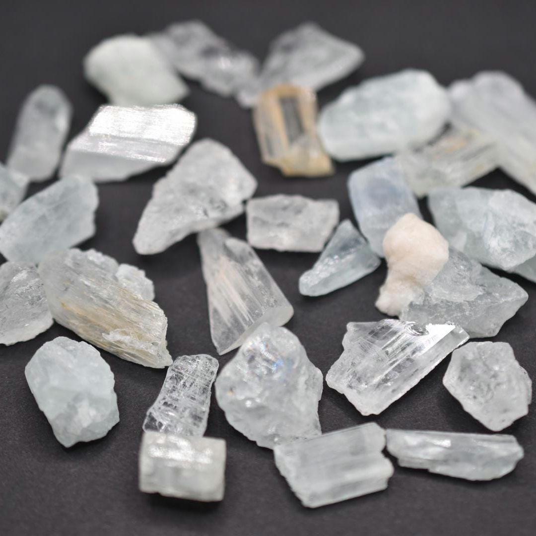 283ct Rough Aquamarine Lot - Skardu, Pakistan - Raw Blue Aquamarine Crystals - Natural Aquamarine Gems - Aquamarine Mineral for Jewelry