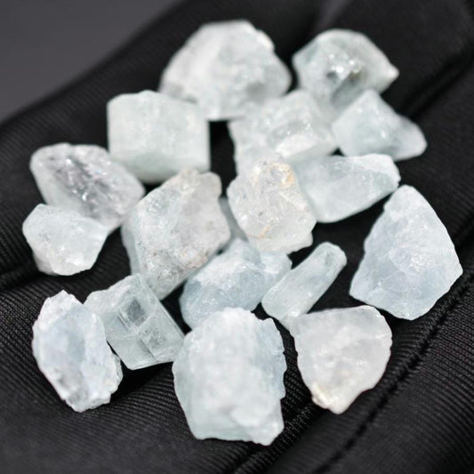 134ct Rough Aquamarine Lot - Skardu, Pakistan - Raw Blue Aquamarine Crystals - Natural Aquamarine Gems - Aquamarine Mineral for Jewelry