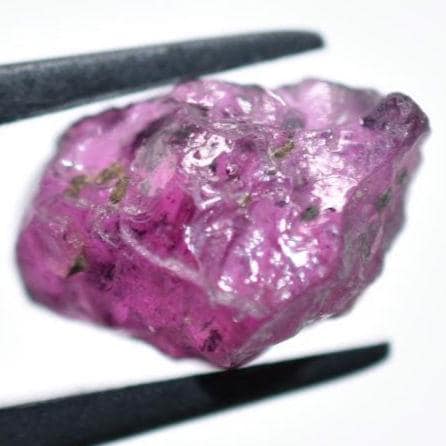 9.17ct Rough Rhodolite Gemstone - Unheated Pink Rhodolite Garnet - Loose Rhodolite Gem - Facet Grade Rough Gems - Rhodolite from Mozambique