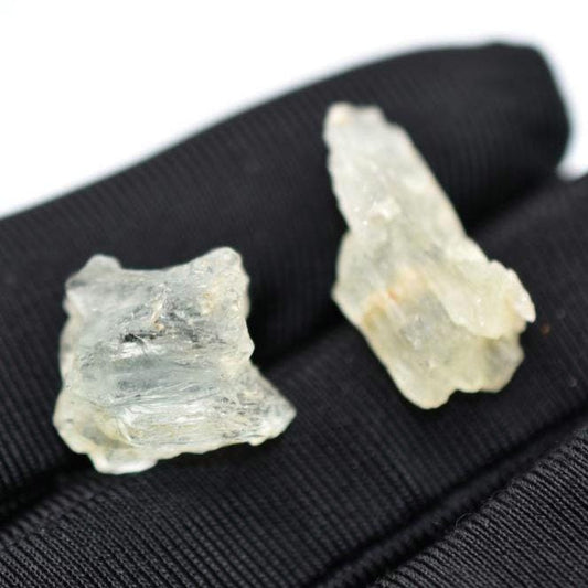 21ct Lot of Aquamarine Beryl Crystals - Light Aquamarine and Yellow Beryl Gemstones - Aquamarine from Madagascar - Rough Aquamarine Gems