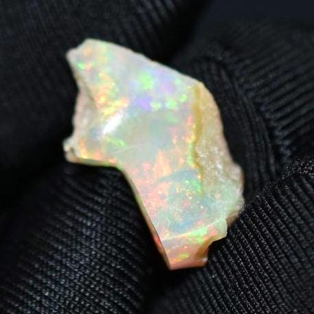8.10ct Flashy Welo Opal - Ethiopian Opal - Raw Uncut Opal - Natural Opal Gemstone - Loose Gems - Rough Gemstones - Flashy Opal Gem