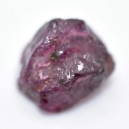 9.18ct Rough Rhodolite Gemstone - Unheated Pink Rhodolite Garnet - Loose Rhodolite Gem - Facet Grade Rough Gems - Rhodolite from Mozambique