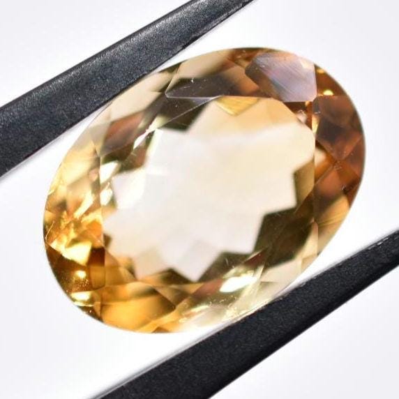 12.75ct VVS Natural Citrine - Oval Faceted - Cut Citrine Gemstone - Loose Gemstones - Unheated Citrine - Faceted Gems from Brazil