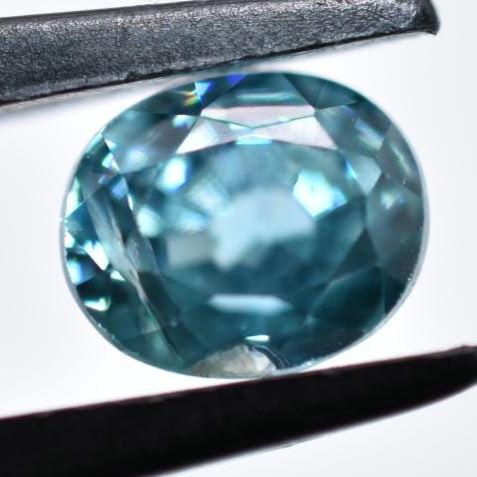 3.45ct Blue Zircon from Cambodia - Oval Cut Light Blue Zircon - Heated Zircon Gemstone - Loose Gems - Oval Faceted Zircon