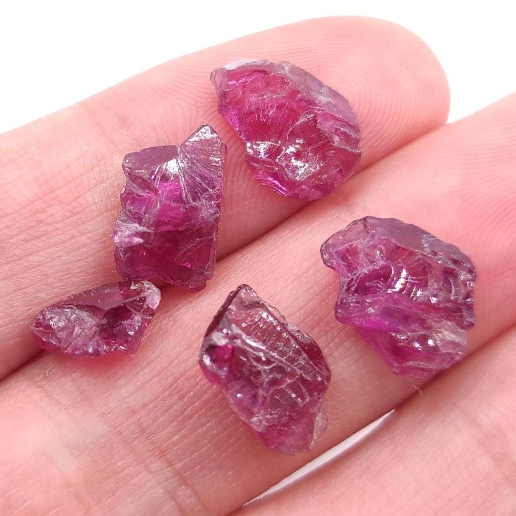 17ct (5pc) Lot of Rough Rhodolite Garnet from Mozambique - Facet Rough Rhodolite - Loose Rough Gemstones - Natural Untreated Unheated Garnet