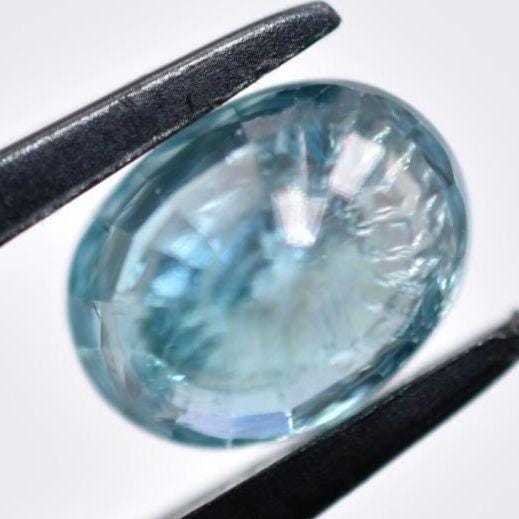 4.25ct Blue Zircon from Cambodia - Oval Cut Light Blue Zircon - Heated Zircon Gemstone - Loose Gems - Oval Faceted Zircon