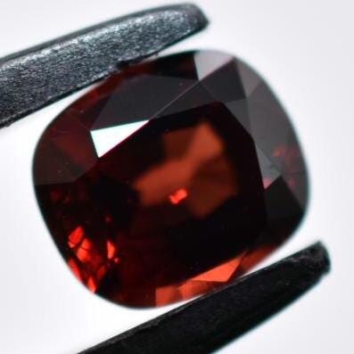 1.00ct VVS Red Spinel Gemstone - Unheated Cushion Cut Spinel - Natural Spinel - Faceted Gemstones - Burmese Spinel - Loose Spinel Gems