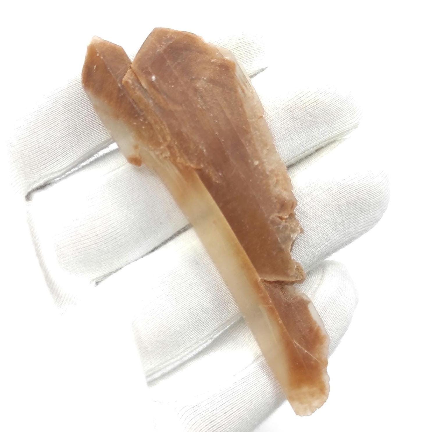 15g Oklahoma Hourglass Selenite Point - Natural Hourglass Selenite Crystal - Gypsum var Selenite - Naturally Shaped Selenite Point