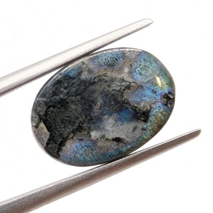 6.65ct Canadian Labradorite - Old Collection Labradorite from Nain, Canada - Oval Shaped Cabochon - Flashy Blue Labradorite - Rare Locality