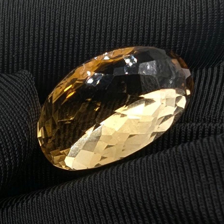 29.55ct VVS Natural Citrine - Oval Faceted - Fancy Cut Citrine Gemstone - Loose Gemstones - Unheated Citrine - Faceted Gems from Brazil