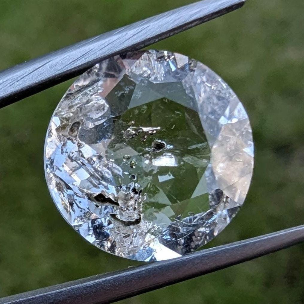 5.82ct Petroleum Quartz Faceted Gemstone - Round Fancy Cut Petroleum Included Quartz - Unique Gems - Natural Petroleum Quartz from Pakistan