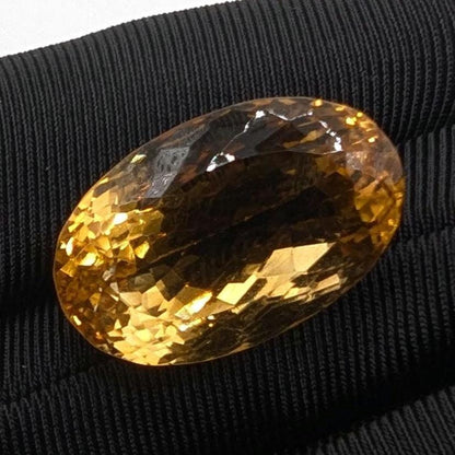 29.55ct VVS Natural Citrine - Oval Faceted - Fancy Cut Citrine Gemstone - Loose Gemstones - Unheated Citrine - Faceted Gems from Brazil