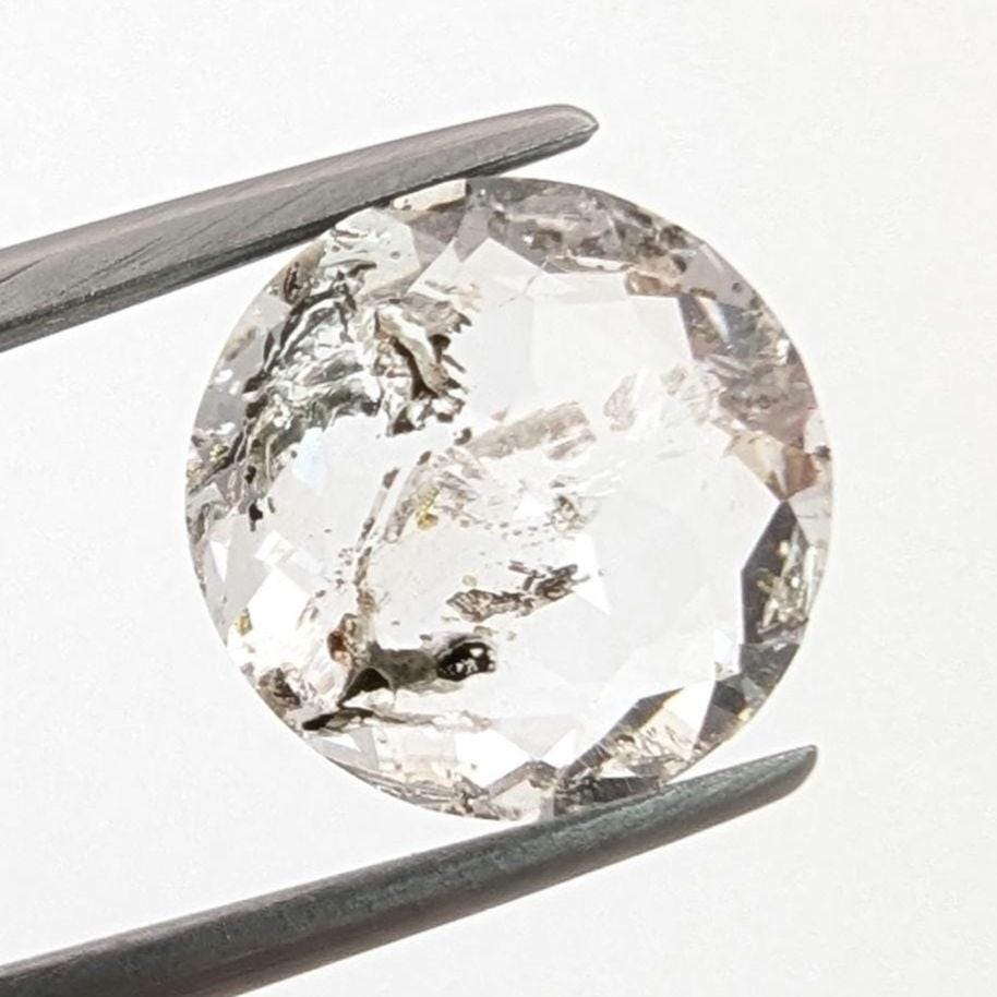 5.82ct Petroleum Quartz Faceted Gemstone - Round Fancy Cut Petroleum Included Quartz - Unique Gems - Natural Petroleum Quartz from Pakistan