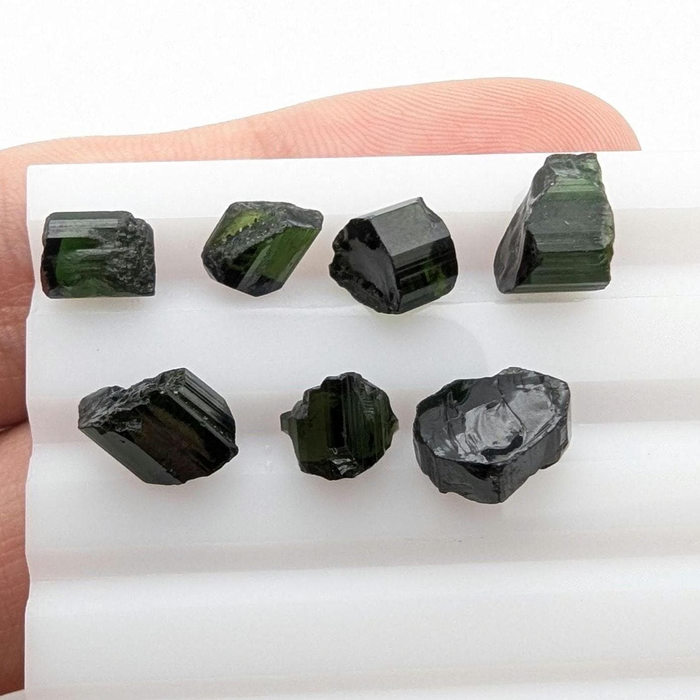 14.93ct (7pcs) Chrome Green Tourmaline Rough - Facet Rough Tourmaline - Loose Tourmaline Gemstones for Faceting - Afghanistan