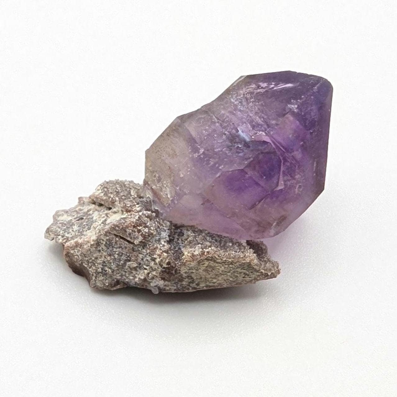 7g Amethyst from Kazakhstan - Purple Amethyst Crystal - Lake Balkhash, Saryshagan Deposit, Kazakhstan - Thumbnail Mineral Specimen