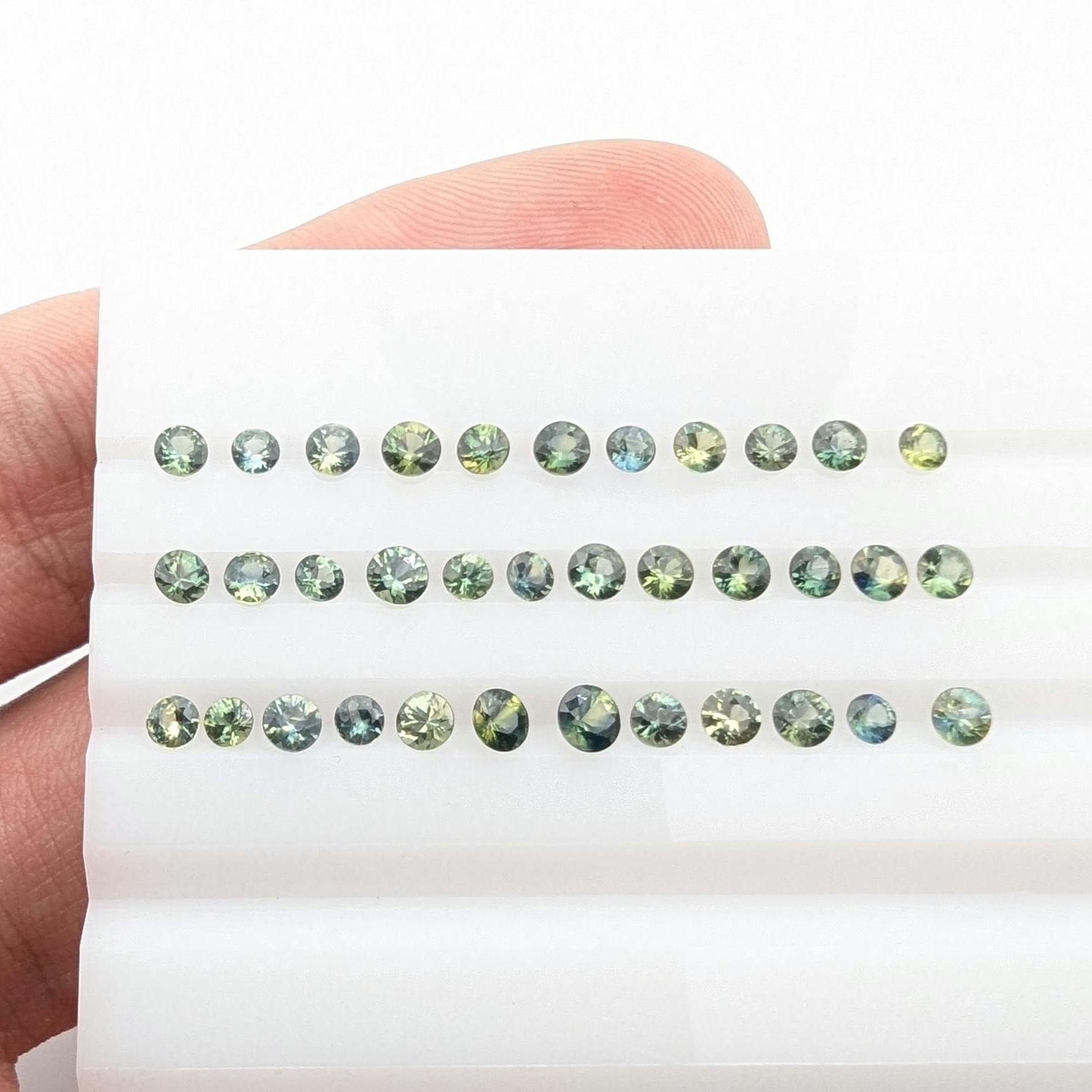3.59 ct (35 pieces) Round Blue Green Sapphires - Brilliant Cut Sapphires - 2.5 to 3.3 mm Sapphires - Loose Faceted Gemstones - Australia