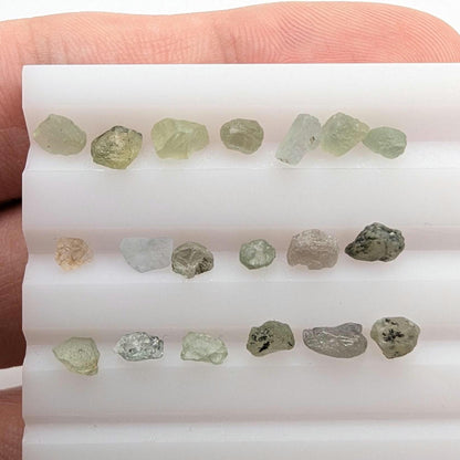 7.38 ct Montana Sapphire - Lot of Rough Green Yellow Montana Sapphires - Missouri River - Unheated Sapphires - Loose Gems