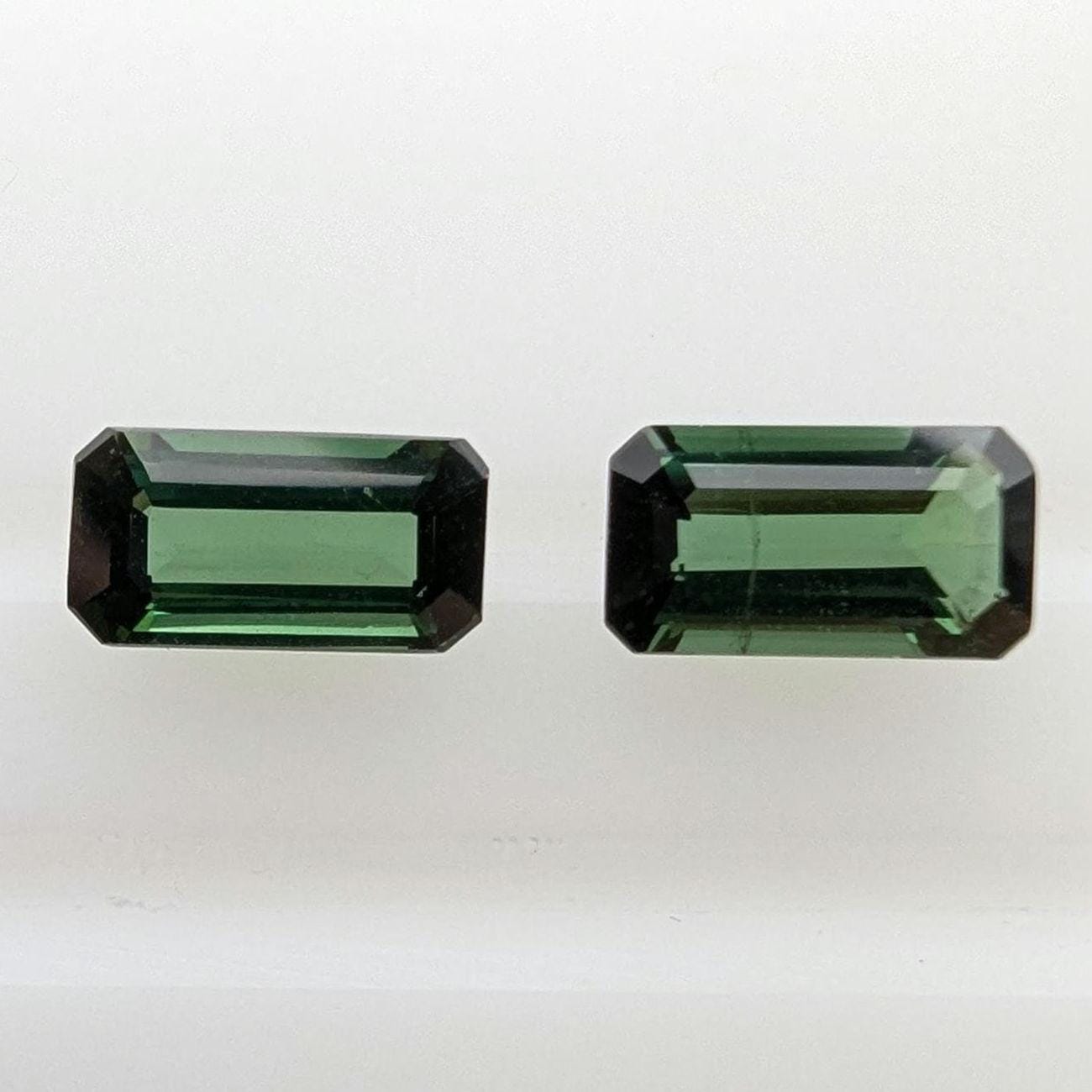 1.23 ct (Pair) Green Chrome Tourmaline - Octagon Cut Faceted Tourmaline from Afghanistan - Faceted Gemstones - Mismatched Pair