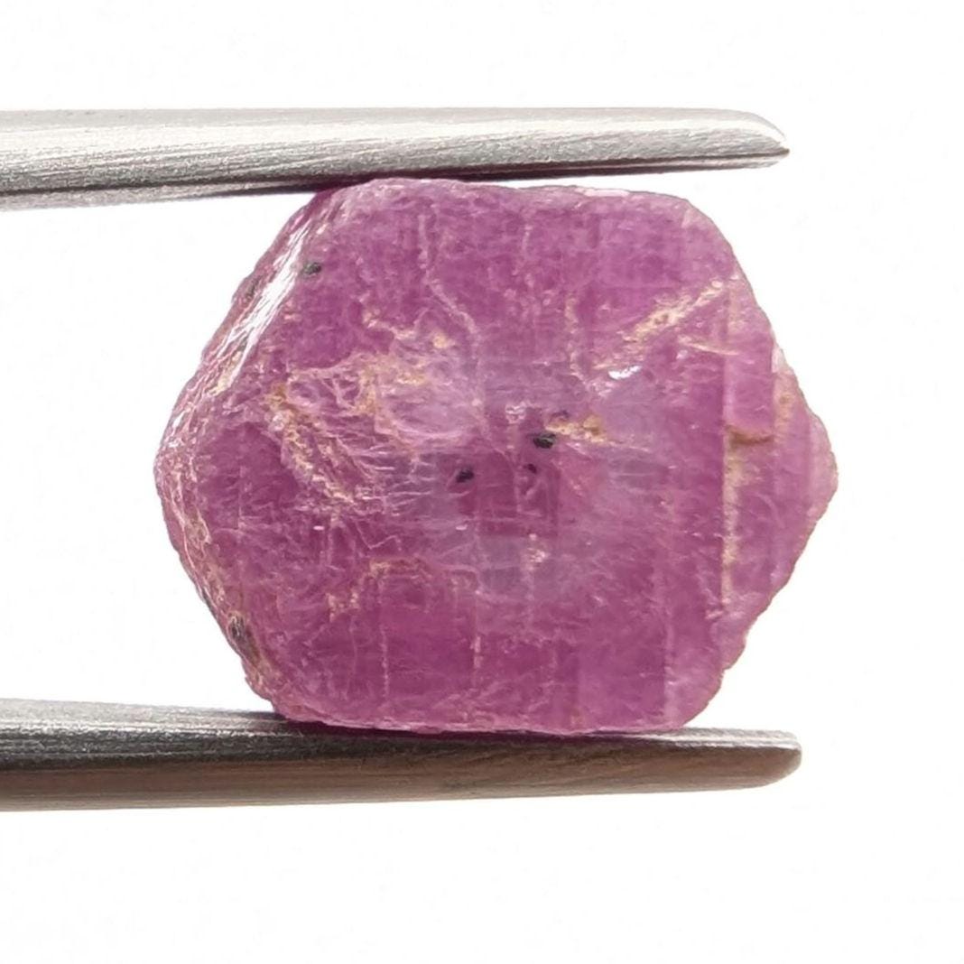 1.16 g Rough Purple Ruby – Natural Unheated Ruby Corundum - Raw Ruby Gemstone - Ruby Crystal Specimen - UV Reactive - Tanzania