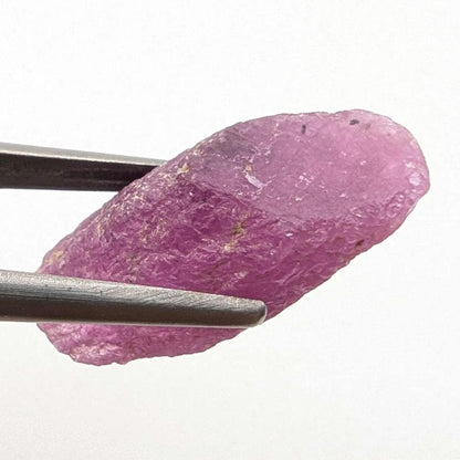 1.98 g Rough Purple Ruby – Natural Unheated Ruby Corundum - Raw Ruby Gemstone - Ruby Crystal Specimen - UV Reactive - Tanzania