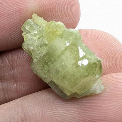 2.99 g Green Vesuvianite Crystal - Thumbnail Specimen - Jeffrey Mine, Quebec, Canada