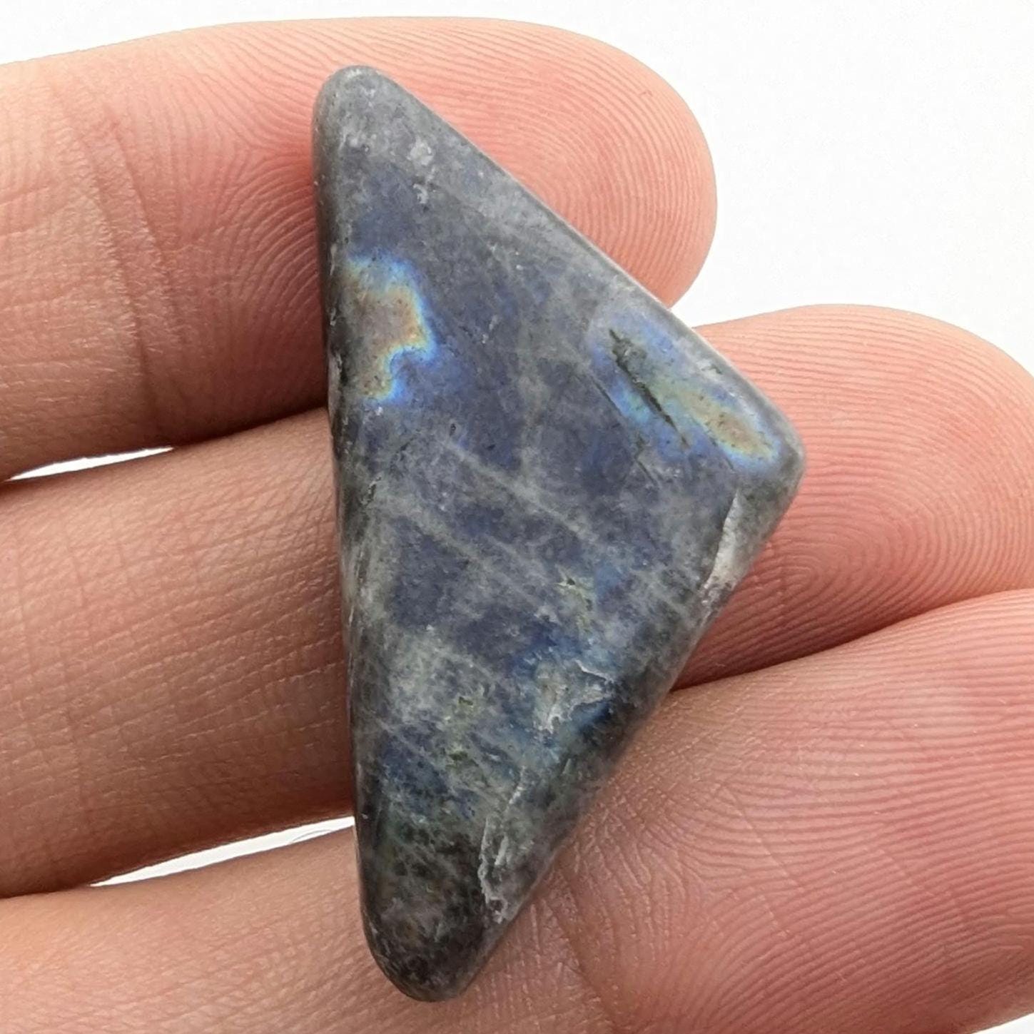 31.20 ct Canadian Labradorite - Old Collection Labradorite from Nain, Canada - Triangle Shaped Freeform - Blue Labradorite - Rare Locality