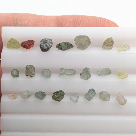 8.96 ct Montana Sapphire - Lot of Rough Blue Green Yellow Montana Sapphires - Missouri River - Unheated Sapphires - Loose Gems