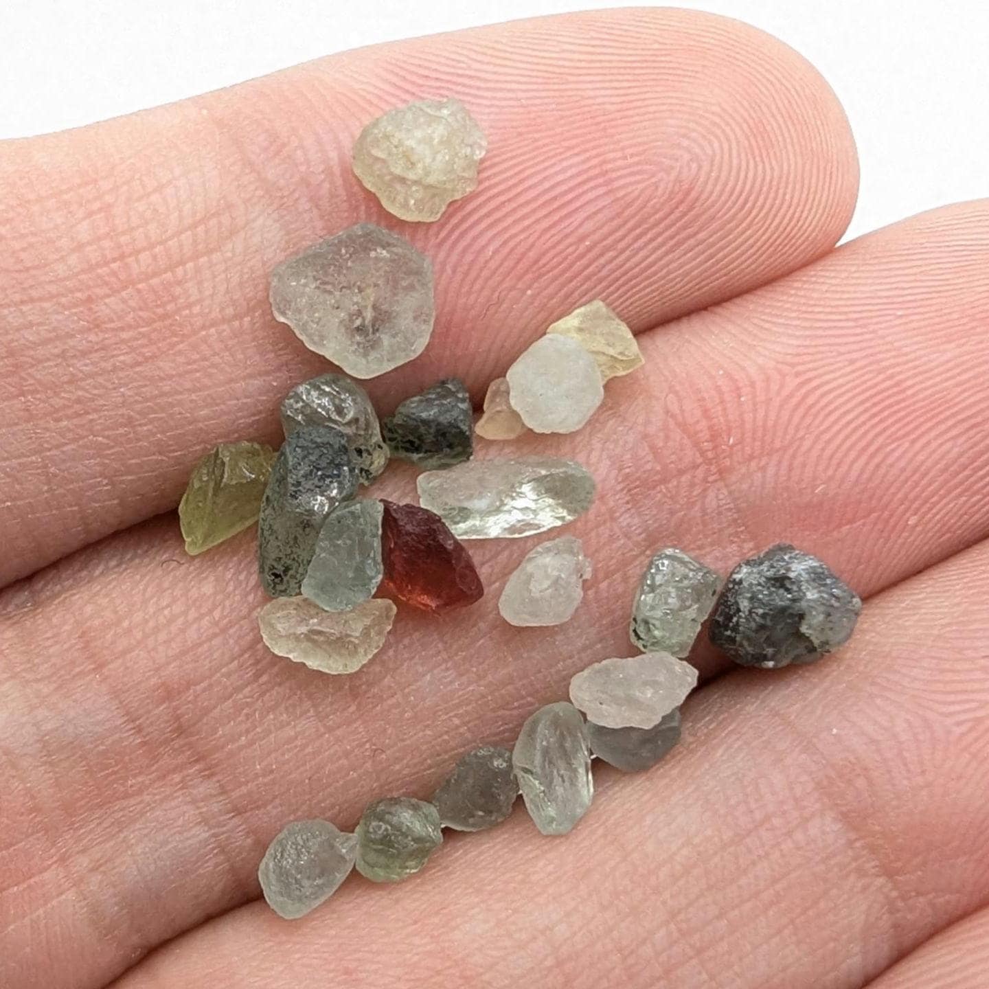 8.96 ct Montana Sapphire - Lot of Rough Blue Green Yellow Montana Sapphires - Missouri River - Unheated Sapphires - Loose Gems