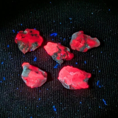 3.52 g Ruby Crystals in Matrix – Natural Unheated Ruby Corundum - Raw Ruby Gemstone - Ruby Crystal Specimen - UV Reactive - Afghanistan