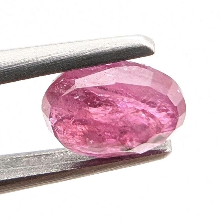 0.89 ct Unheated Ruby from Mozambique - Faceted Pinkish Red Ruby - Oval Ruby Gemstone - Natural Oval Cut Ruby