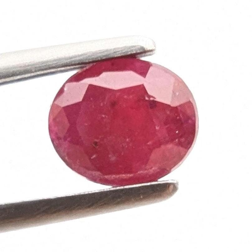 0.94 ct Unheated Ruby from Mozambique - Faceted Pinkish Red Ruby - Oval Ruby Gemstone - Natural Oval Cut Ruby