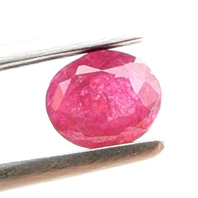 0.77 ct Unheated Ruby from Mozambique - Faceted Pinkish Red Ruby - Oval Ruby Gemstone - Natural Oval Cut Ruby