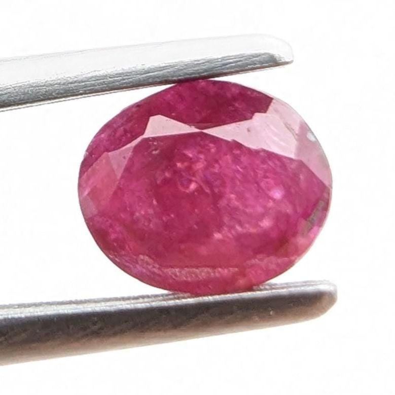 0.77 ct Unheated Ruby from Mozambique - Faceted Pinkish Red Ruby - Oval Ruby Gemstone - Natural Oval Cut Ruby